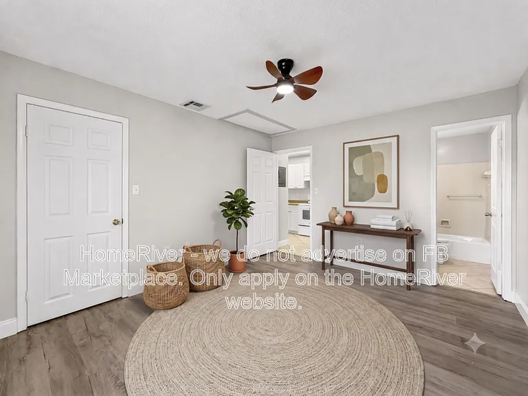 2015 Oleander Blvd #D — Photo 8