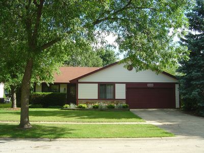 30W161 Foxboro Ct, Warrenville, IL, 60555