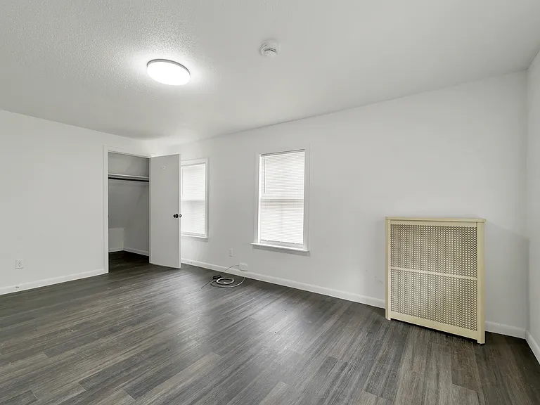 56-56A Pleasant St #2 — Photo 9