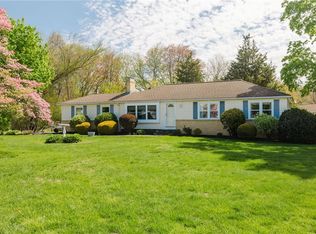 15 City View Pkwy, Cranston, RI 02921