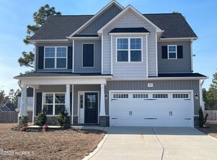 1819 Deerberry Ct, Aberdeen, NC 28315