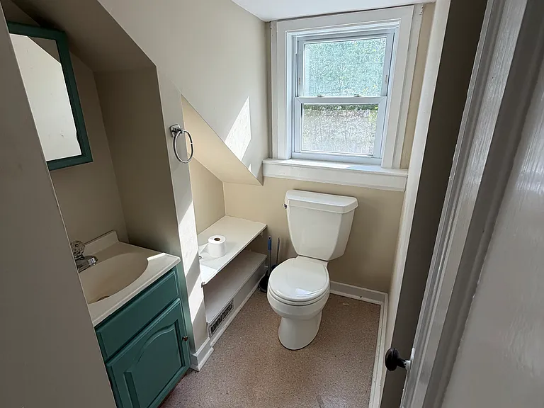 20 Canal St #B — Photo 10