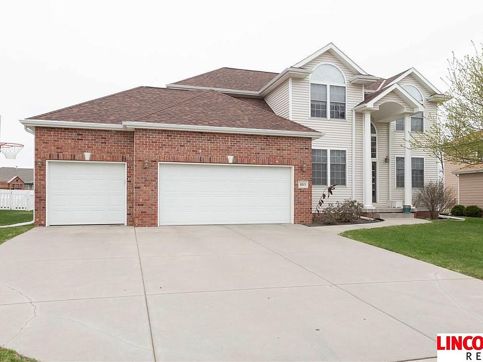 1st image of 9215 Merryvale Dr