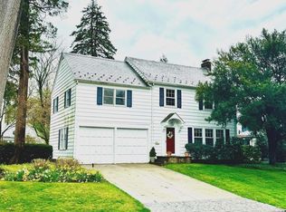 234 Ryder Rd, Manhasset, NY 11030