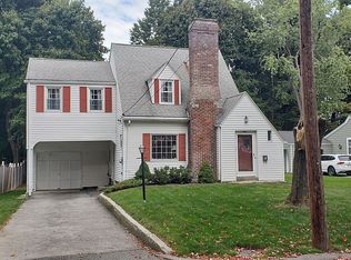 18 Kenilworth Rd, Shrewsbury, MA 01545