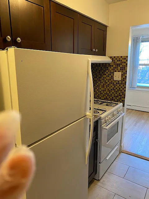 1 bed, 800 sqft, $1,950 — Photo 4