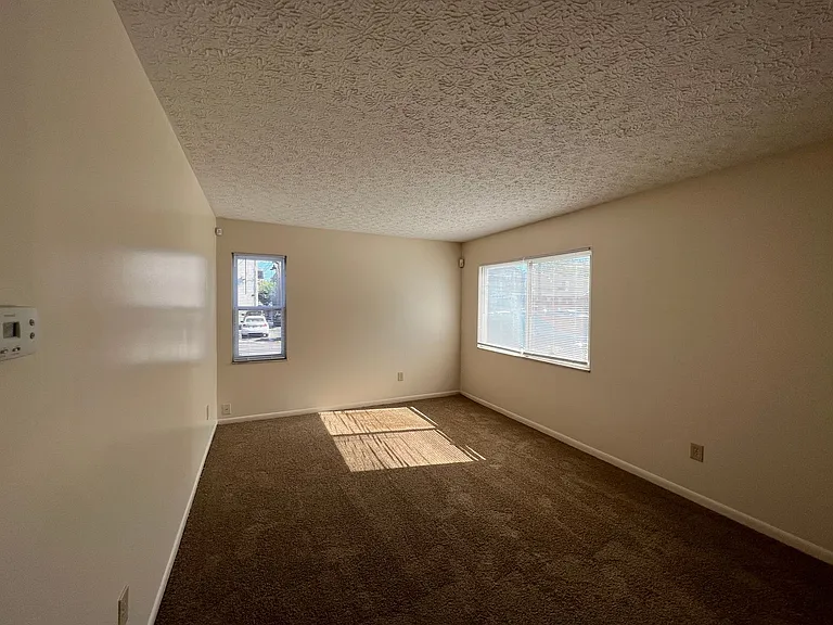 50 Chittenden Ave. SK — Photo 4