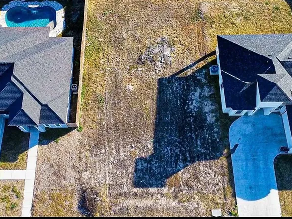 8725 Sandpiper Dr, Harlingen, TX 78552