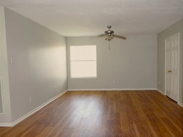 1235 Deer Ridge Dr — Photo 19
