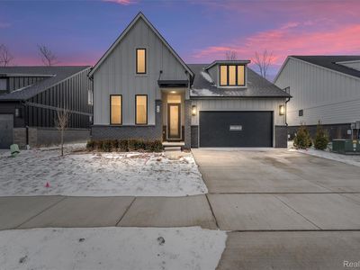 66 S Trail Ct, Troy, MI, 48083
