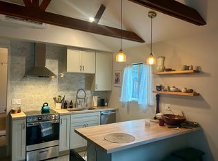 107 W Eucalyptus St #B, Ojai, CA 93023