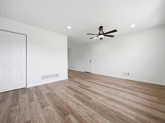 5th image of 1916 Capitol View Rd