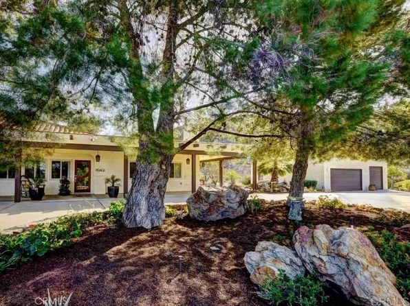 3005 Rainbow Glen Rd, Fallbrook, CA 92028