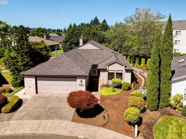 15625 NE Russell Pl, Portland, OR 97230