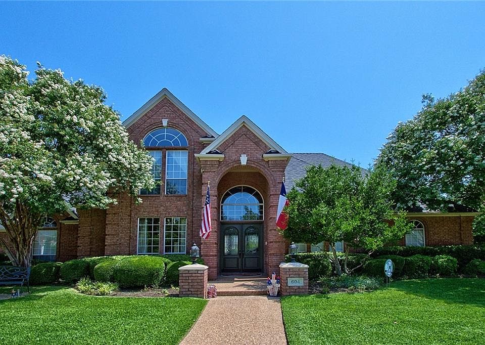 1st image of 604 Potomac Pl