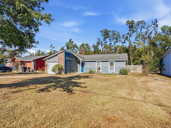 2nd image of 2832 Mcarthur Street