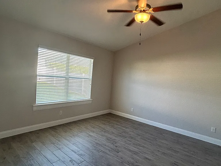 5849 Grace Lake Dr — Photo 5
