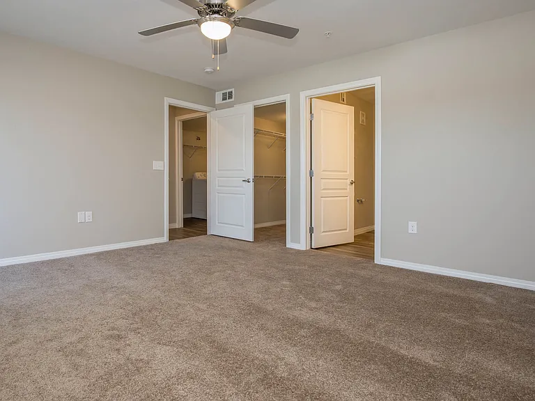 Townhouse (Phase II) 1489 SQFT 2 Bed 2 Bath