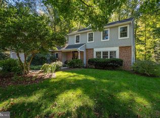 39 Greentree Dr, Burlington, NJ 08016