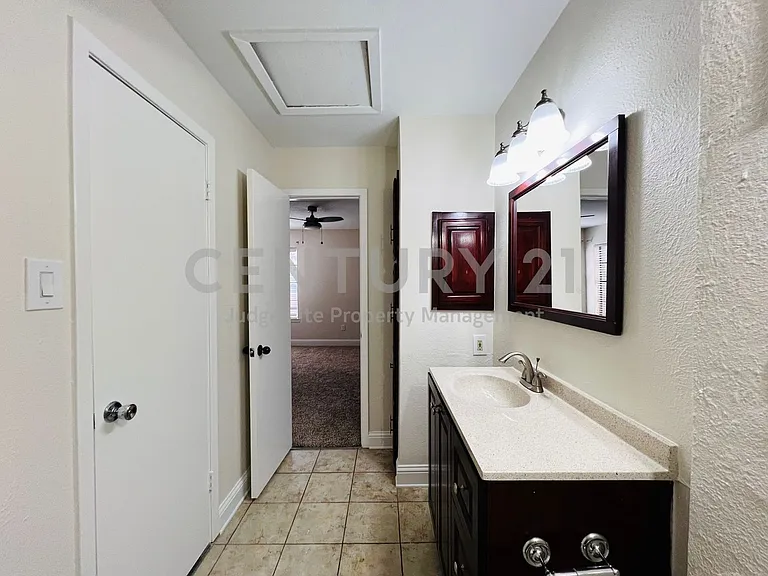4220 Madera Rd — Photo 28