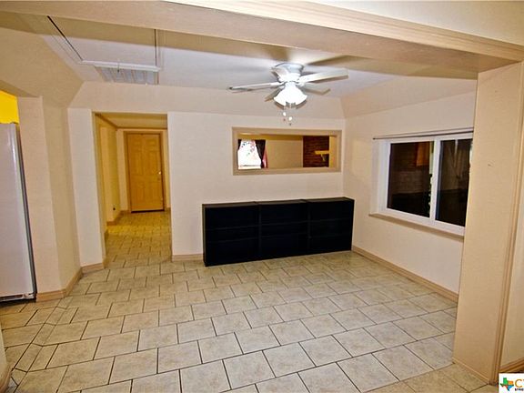 4th image of 4917 Owen Ln