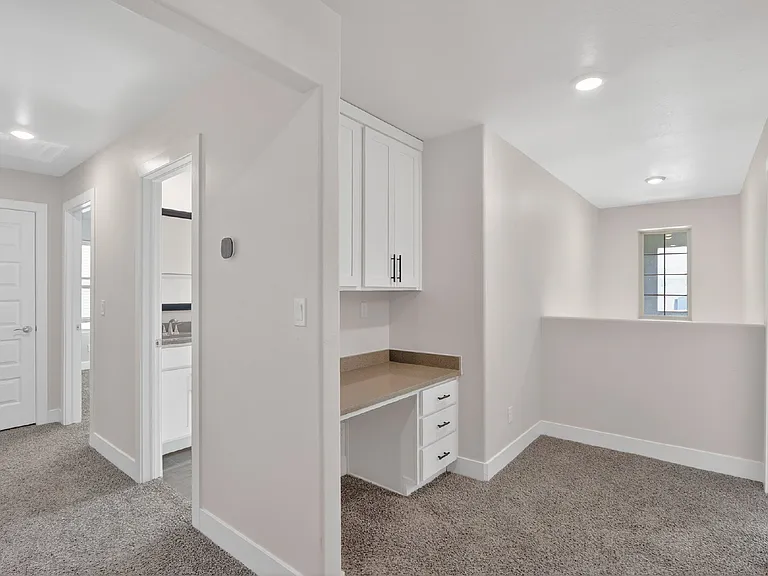 2233 Sandstone Pl — Photo 35