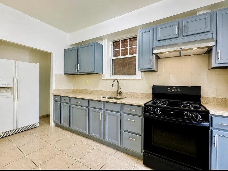 0 Barnes Ave #1