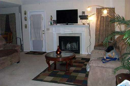3rd image of 102 Morningdale Dr