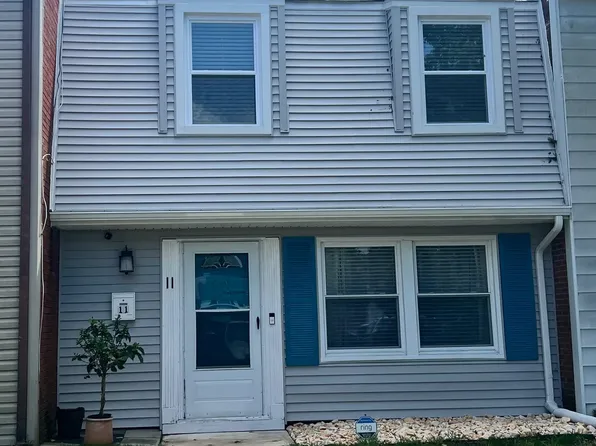 11 Ruscombe Ct, Willingboro, NJ 08046