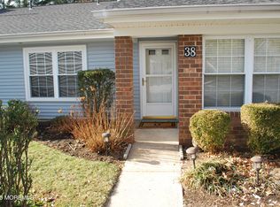 38 Boxwood Ter #184, Red Bank, NJ 07701