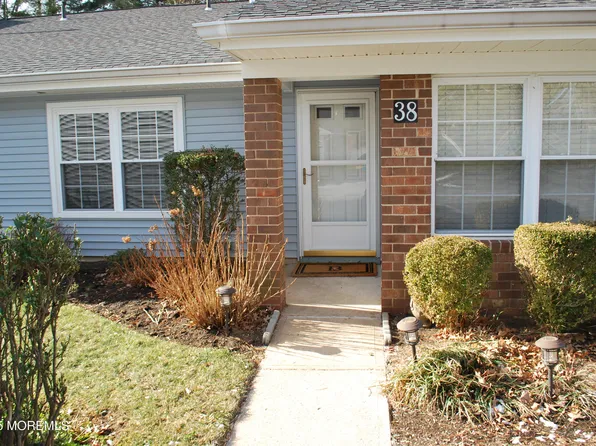 38 Boxwood Terrace #184, Red Bank, NJ 07701
