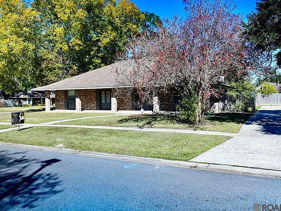 2nd image of 13805 House Of Lancaster Dr