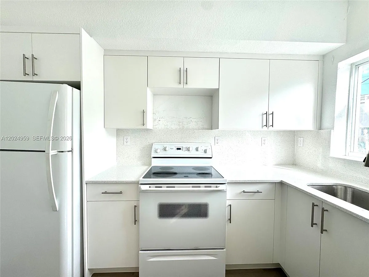 Building Photo - 234 NW 84th St #234