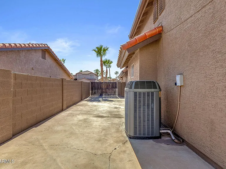 16847 S 29th Way — Photo 46