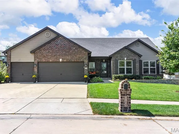 113 Bobcat Ct, Wentzville, MO 63385