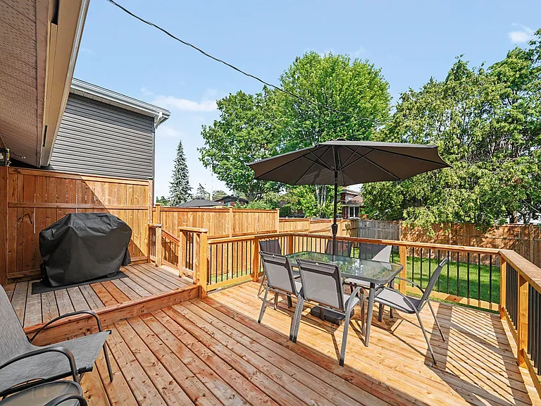 Private 320 sq.ft outdoor deck with a BBQ to enjoy Ottawa's beautiful weather right at home.