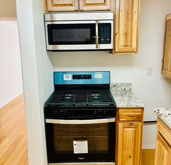 1325 San Andres Ave NW #A — Photo 8
