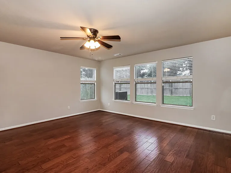 6403 Misty Brook Bend Ct — Photo 10
