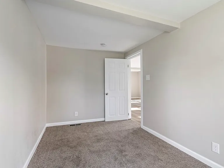 1300 Spring St #1 — Photo 5