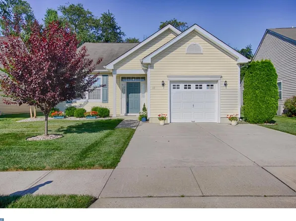 10 Fernbrooke Dr, Westampton, NJ 08060