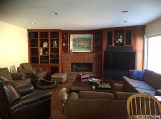 17069 Gledhill St, Northridge, CA 91325