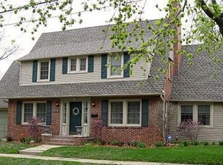 2105 Vernon St, Rockford, IL 61103