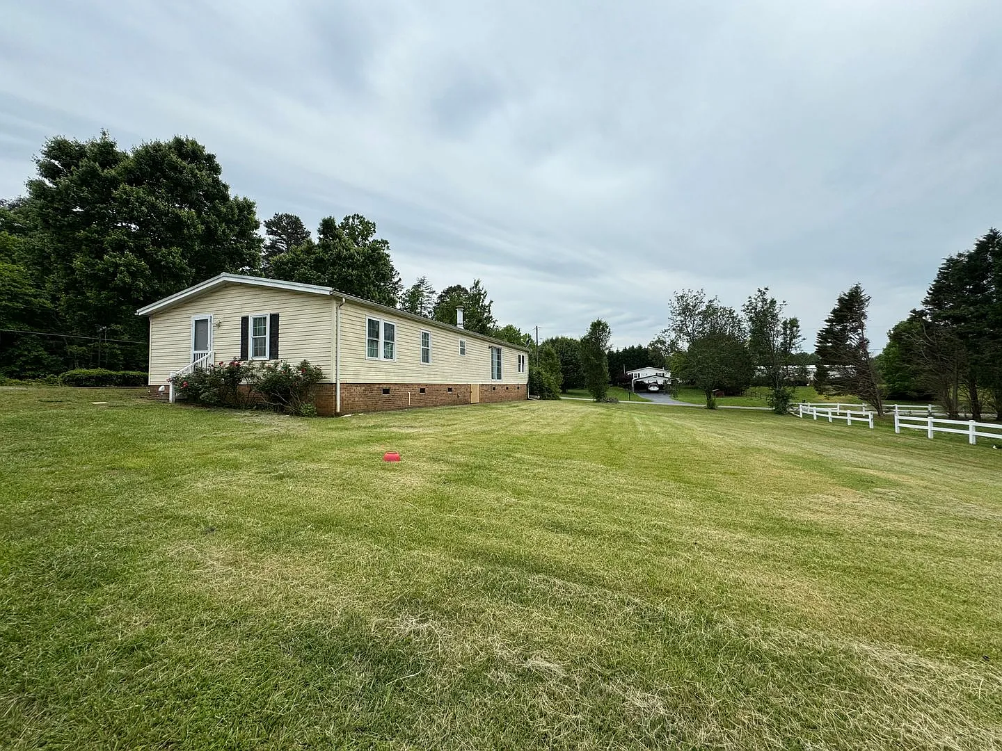 Coming soon! Ranch home 3 bedroom/2 bathroom — Photo 4