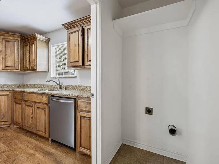 119 N Andrews Ave — Photo 15