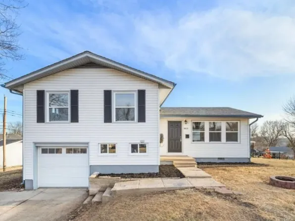4621 Mersington Ave, Kansas City, MO 64130