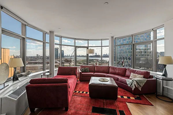 Sold by Nest Seekers International | media 1