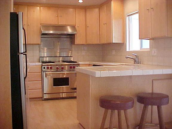 5th image of 4444 Del Valle Pkwy