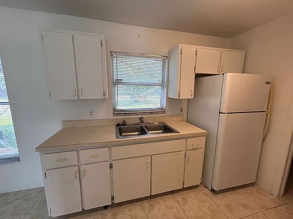 3rd image of 2649-2651 Market St