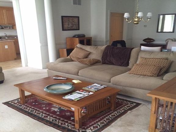 5th image of 602 Churchill Ln