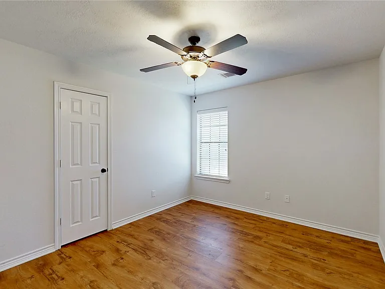 1101 Pamplin Ct — Photo 18
